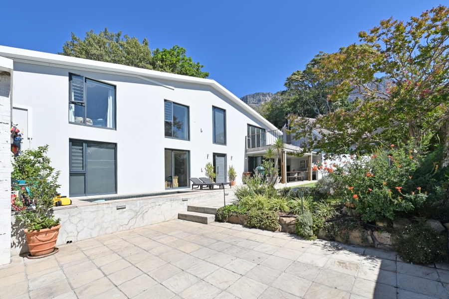 To Let 4 Bedroom Property for Rent in Newlands Western Cape